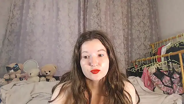 Snapshot of ChloeBrooklyn chatting on 07-13-26, 11:04 ChloeBrooklyn online show from 07-13-26, 11:04
