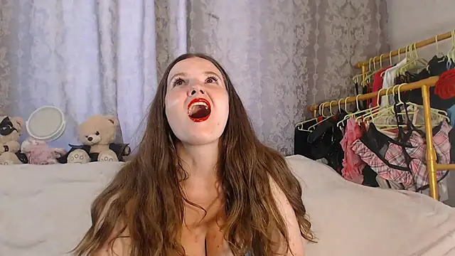 Snapshot of ChloeBrooklyn chatting on 07-02-26, 10:21 ChloeBrooklyn online show from 07-02-26, 10:21