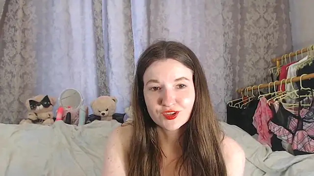 Snapshot of ChloeBrooklyn chatting on 06-19-26, 09:15 ChloeBrooklyn online show from 06-19-26, 09:15