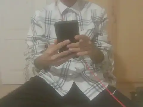 Rhast211 online show from 06-18-26, 01:37