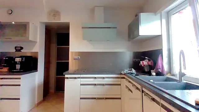 Snapshot of coquinesensuel chatting on 08-04-26, 06:51 coquinesensuel online show from 08-04-26, 06:51