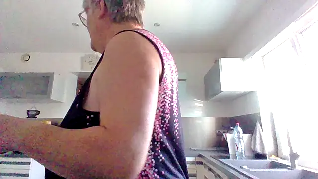 Snapshot of coquinesensuel chatting on 07-28-26, 07:16 coquinesensuel online show from 07-28-26, 07:16