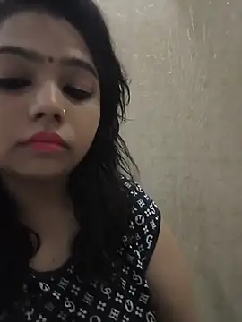 Snapshot of SoniyaKhann chatting on 06-20-26, 08:19 SoniyaKhann online show from 06-20-26, 08:19