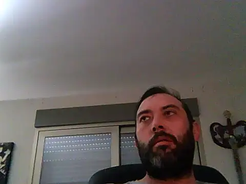 Snapshot of SirFrankonde chatting on 06-21-26, 02:56 SirFrankonde online show from 06-21-26, 02:56