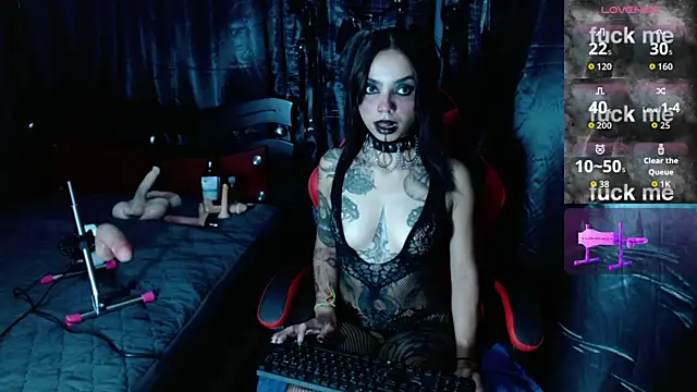Snapshot of Electra_Darkkk chatting on 06-19-26, 05:30 Electra Darkkk online show from 06-19-26, 05:30