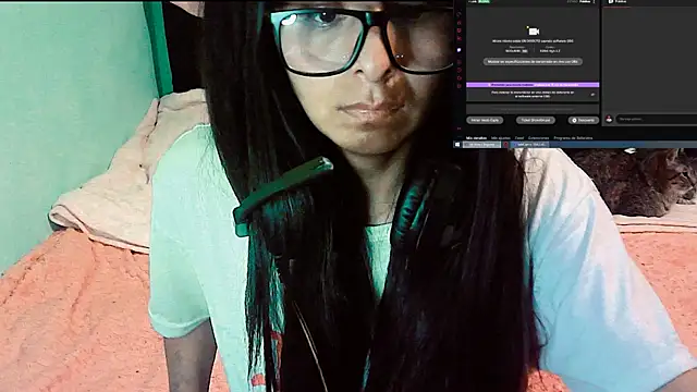 Snapshot of Waifuverse chatting on 07-04-26, 04:08 Waifuverse online show from 07-04-26, 04:08