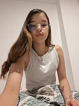 ZoeDear  online show from 07-28-26, 02:19