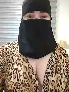 Snapshot of Bisan_sexy chatting on 06-19-26, 05:08 Bisan sexy online show from 06-19-26, 05:08