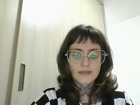 cathyfire online show from 06-18-26, 08:03