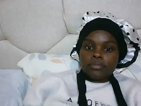 Snapshot of sexy-chocolate23 chatting on 07-01-26, 08:36 sexy-chocolate23 online show from 07-01-26, 08:36