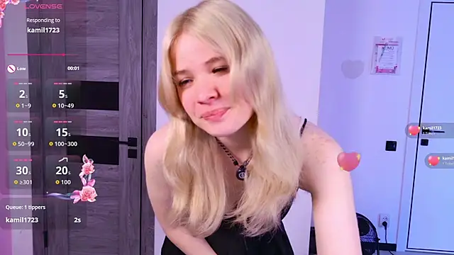ChloeWells online show from 06-27-26, 03:45