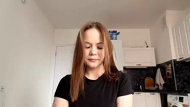 Snapshot of LauranAngelbeck chatting on 06-21-26, 03:23 LauranAngelbeck online show from 06-21-26, 03:23