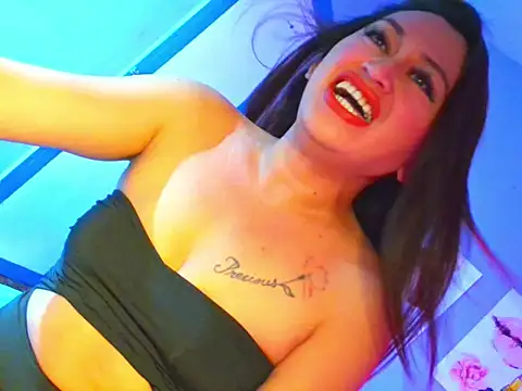Snapshot of Temptationcock69_eva chatting on 08-03-26, 12:00 Temptationcock69 eva online show from 08-03-26, 12:00