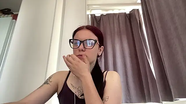 AudriaCriner online show from 06-22-26, 10:12
