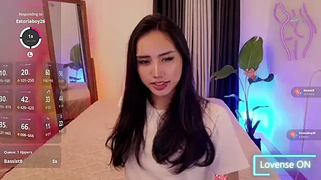 Snapshot of Bell_PepperHot chatting on 07-19-26, 07:21 Bell PepperHot online show from 07-19-26, 07:21