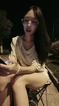 Snapshot of Princess_Fifi chatting on 07-29-26, 03:33 Princess Fifi online show from 07-29-26, 03:33
