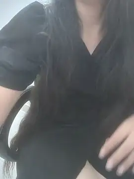 Snapshot of sushmita0 chatting on 07-10-26, 03:34 sushmita0 online show from 07-10-26, 03:34