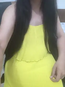 Snapshot of sushmita0 chatting on 07-13-26, 05:40 sushmita0 online show from 07-13-26, 05:40