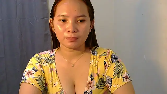 Snapshot of Fhwilloughbyxx chatting on 07-10-26, 11:21 Fhwilloughbyxx online show from 07-10-26, 11:21