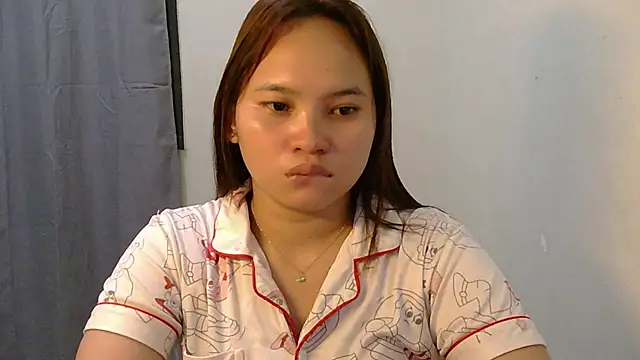 Snapshot of Fhwilloughbyxx chatting on 07-26-26, 01:18 Fhwilloughbyxx online show from 07-26-26, 01:18