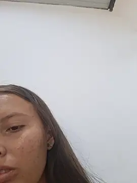 Snapshot of Khelmi chatting on 07-18-26, 03:42 Khelmi online show from 07-18-26, 03:42