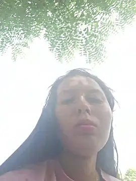 Snapshot of Khelmi chatting on 07-11-26, 02:50 Khelmi online show from 07-11-26, 02:50
