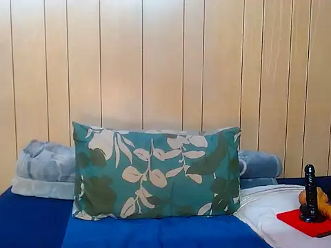 spicykittyy online show from 06-21-26, 04:18