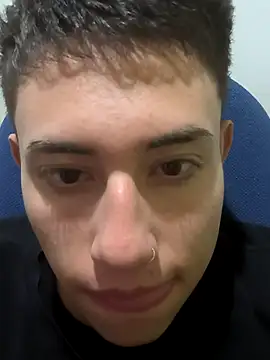 Snapshot of Thiagoo_Vega chatting on 07-17-26, 03:04 Thiagoo Vega online show from 07-17-26, 03:04