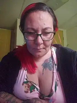TattedLove4 online show from 06-18-26, 10:37