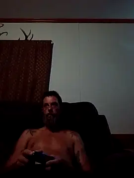 Snapshot of longerFellow chatting on 07-14-26, 10:21 longerFellow online show from 07-14-26, 10:21