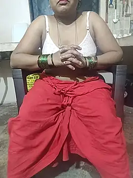 Snapshot of Bhabhiannuxxx chatting on 08-07-26, 04:57 Bhabhiannuxxx online show from 08-07-26, 04:57