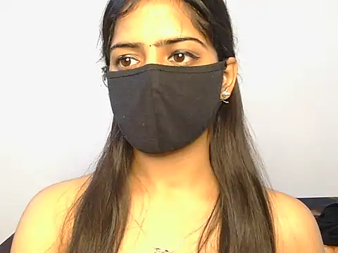 Snapshot of Ruchi-19 chatting on 07-31-26, 10:25 Ruchi-19 online show from 07-31-26, 10:25