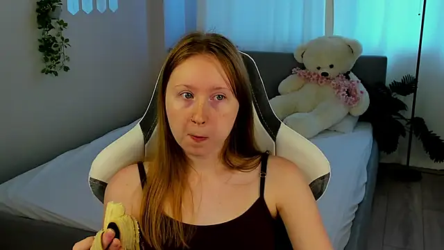 LiliTiny online show from 08-04-26, 03:33