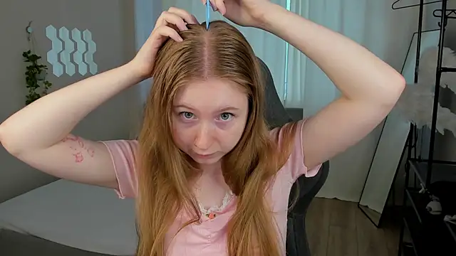LiliTiny online show from 07-22-26, 02:13