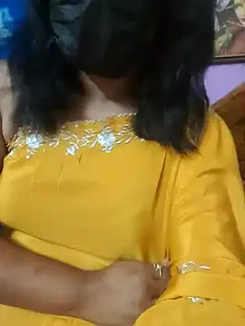 Snapshot of Zaara-Rose chatting on 07-22-26, 11:23 Zaara-Rose online show from 07-22-26, 11:23