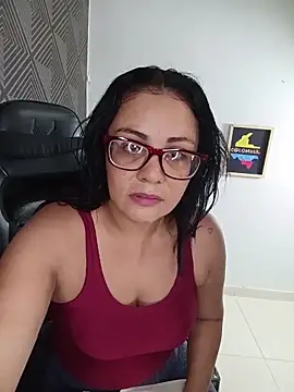 DiablaProhibida online show from 06-21-26, 07:52