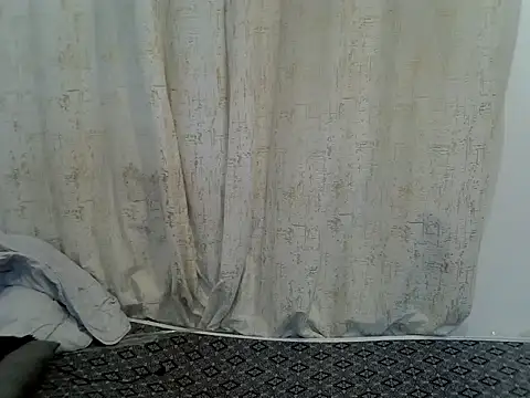 Snapshot of sexyeve1 chatting on 07-18-26, 06:11 sexyeve1 online show from 07-18-26, 06:11
