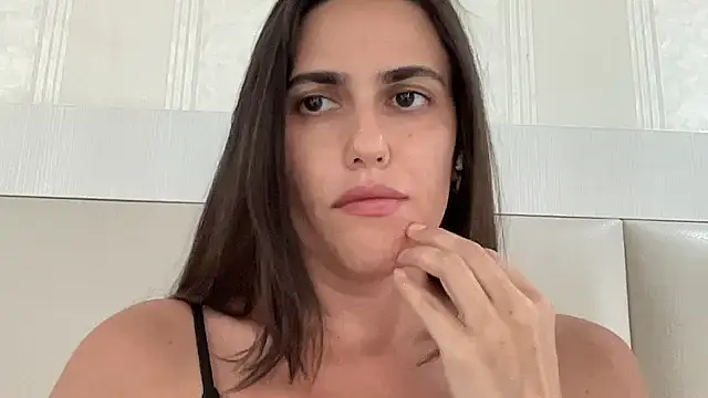 Snapshot of Rineliadi chatting on 07-23-26, 01:30 Rineliadi online show from 07-23-26, 01:30