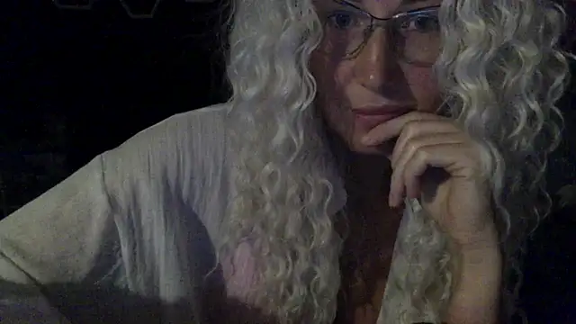 Snapshot of Solenyavo chatting on 07-08-26, 07:14 Solenyavo online show from 07-08-26, 07:14