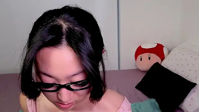 MySweetSofie online show from 04-10-26, 02:07