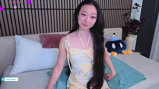 MySweetSofie online show from 07-12-26, 03:51