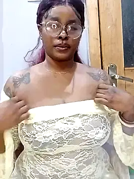 pearlsweetgirl online show from 08-06-26, 10:54