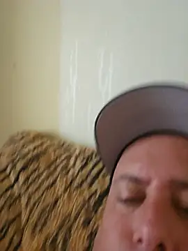 Snapshot of heterohotguy78 chatting on 07-28-26, 12:48 heterohotguy78 online show from 07-28-26, 12:48