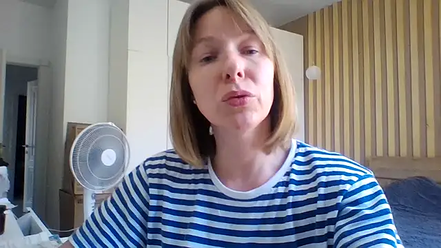 Snapshot of Deloriada chatting on 07-01-26, 07:52 Deloriada online show from 07-01-26, 07:52