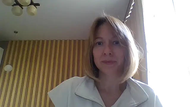 Snapshot of Deloriada chatting on 07-20-26, 10:22 Deloriada online show from 07-20-26, 10:22