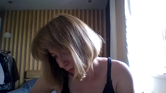 Snapshot of Deloriada chatting on 07-31-26, 09:09 Deloriada online show from 07-31-26, 09:09