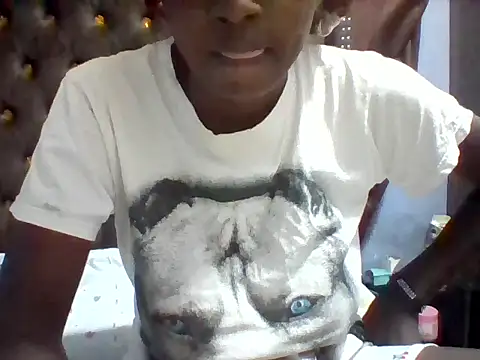Snapshot of Access-Cute chatting on 06-24-26, 09:52 Access-Cute online show from 06-24-26, 09:52
