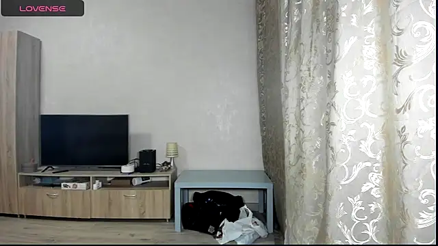 Snapshot of kelly_copperfield chatting on 03-15-25, 03:37 kelly copperfield online show from 03-15-25, 03:37