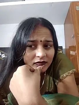 Snapshot of Mummy_jii1 chatting on 07-29-26, 09:03 Mummy jii1 online show from 07-29-26, 09:03