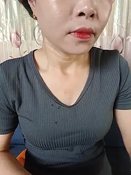 Snapshot of AvaRoyale chatting on 08-03-26, 02:41 AvaRoyale online show from 08-03-26, 02:41